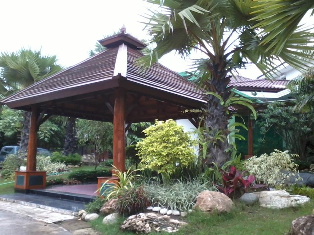 Palm Spring Resort Rangoon Buitenkant foto